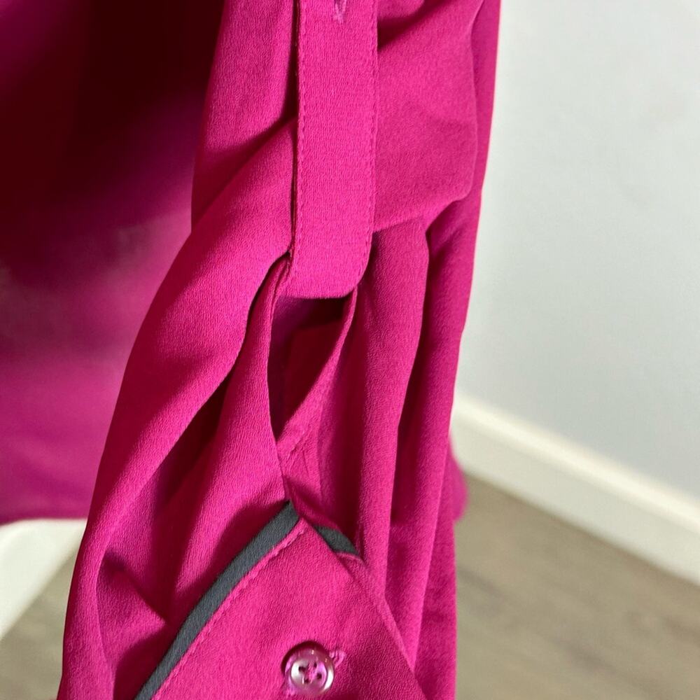 Gorgeous flowy blouse - raspberry! - Picture 3 of 15